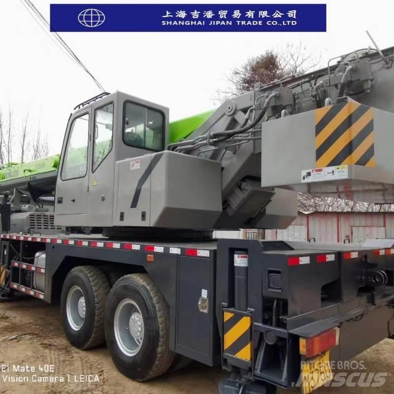 Zoomlion ZTC 550 Mobile and all terrain cranes