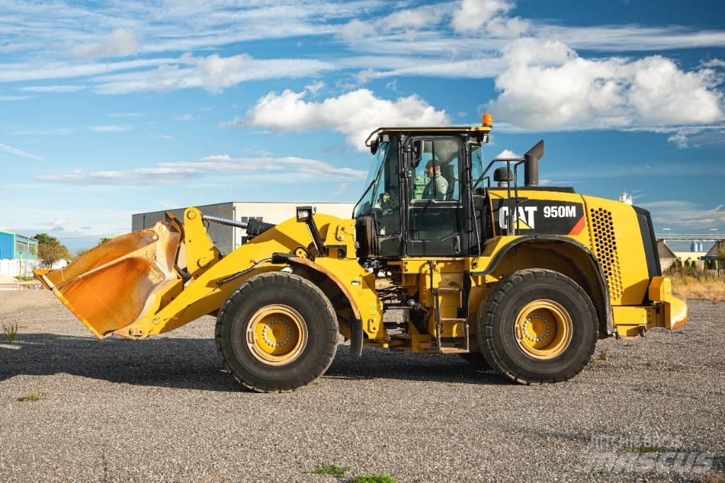 CAT 950M Wheel Loaders