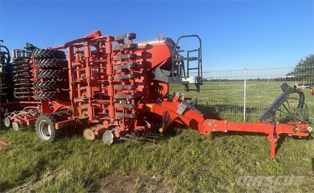 Kuhn ESPRO 6000 Farm Drills