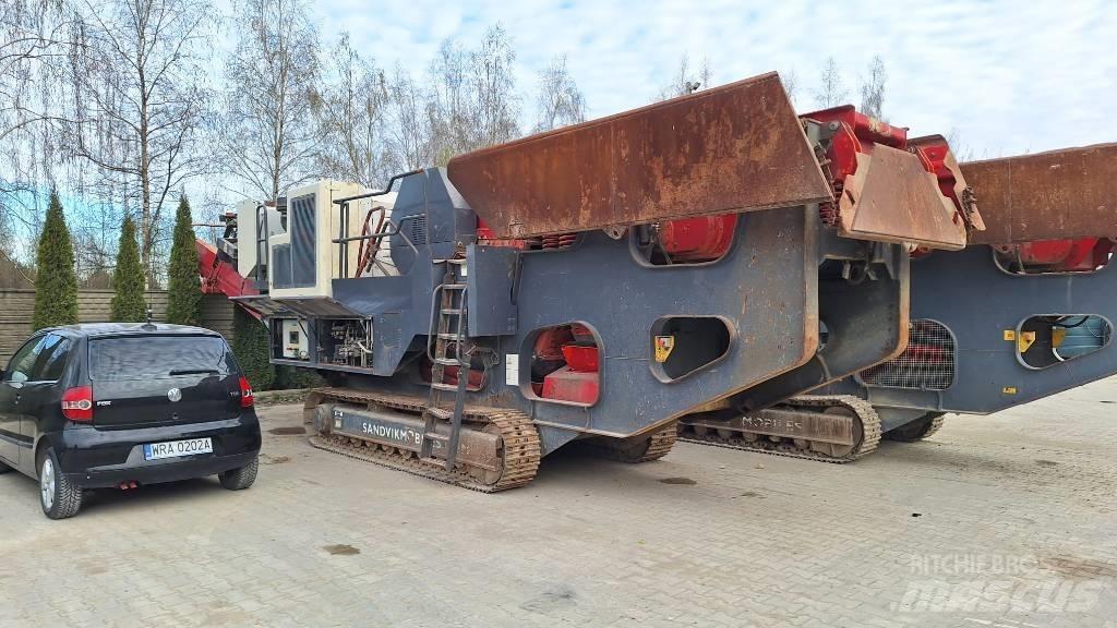 Sandvik QJ 241 Mobile crushers