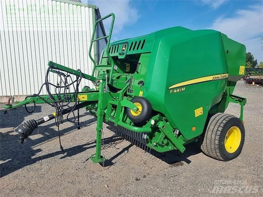 John Deere f441m Square Balers