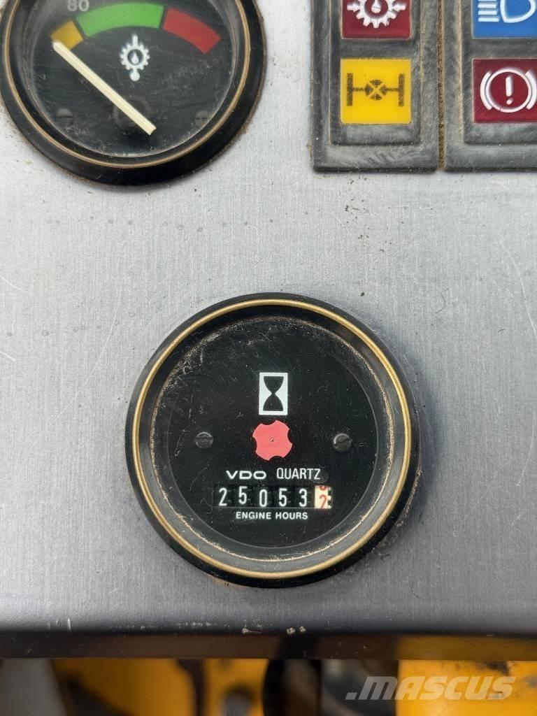 Volvo BM L 160 Wheel Loaders