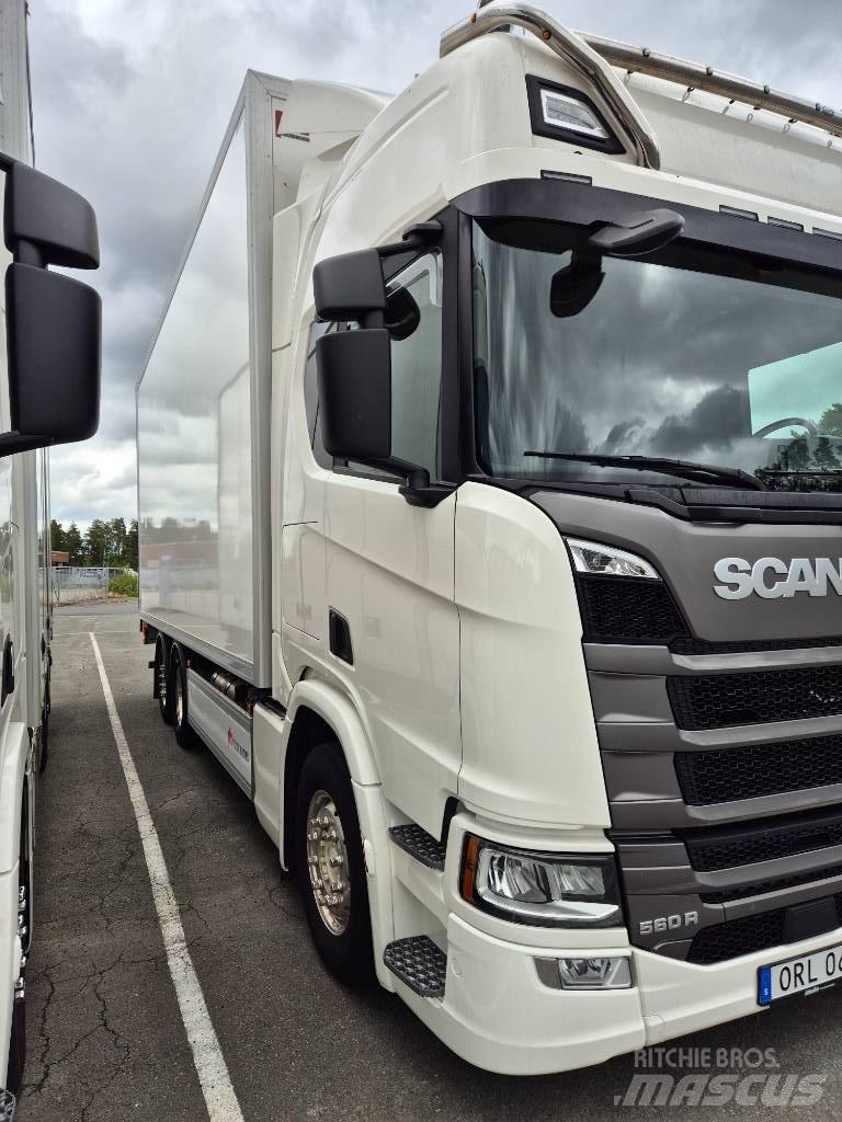 Scania 560R Box trucks