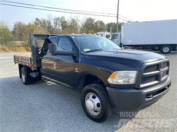 Dodge RAM 3500 Flatbed Trucks
