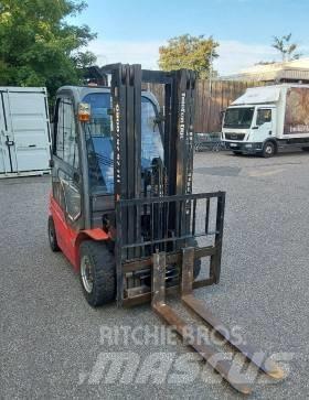 Manitou MI 25 Diesel Forklifts
