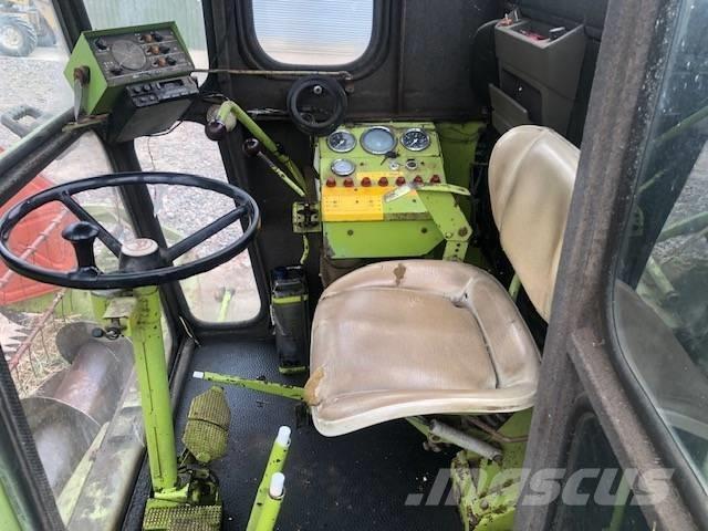 CLAAS Dominator 85 Combine Harvesters