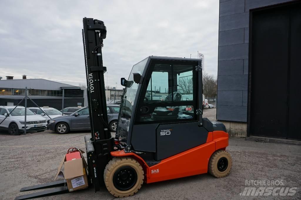 Toyota 8FBMT50 Electric Forklifts