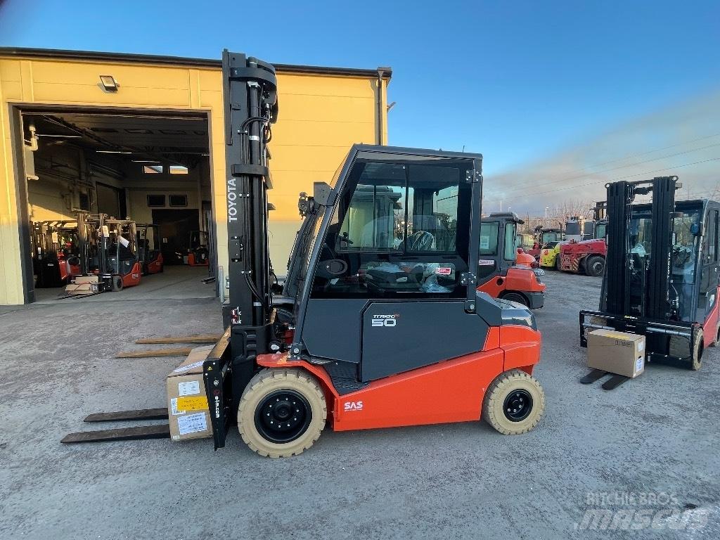 Toyota 8FBMT50 Electric Forklifts