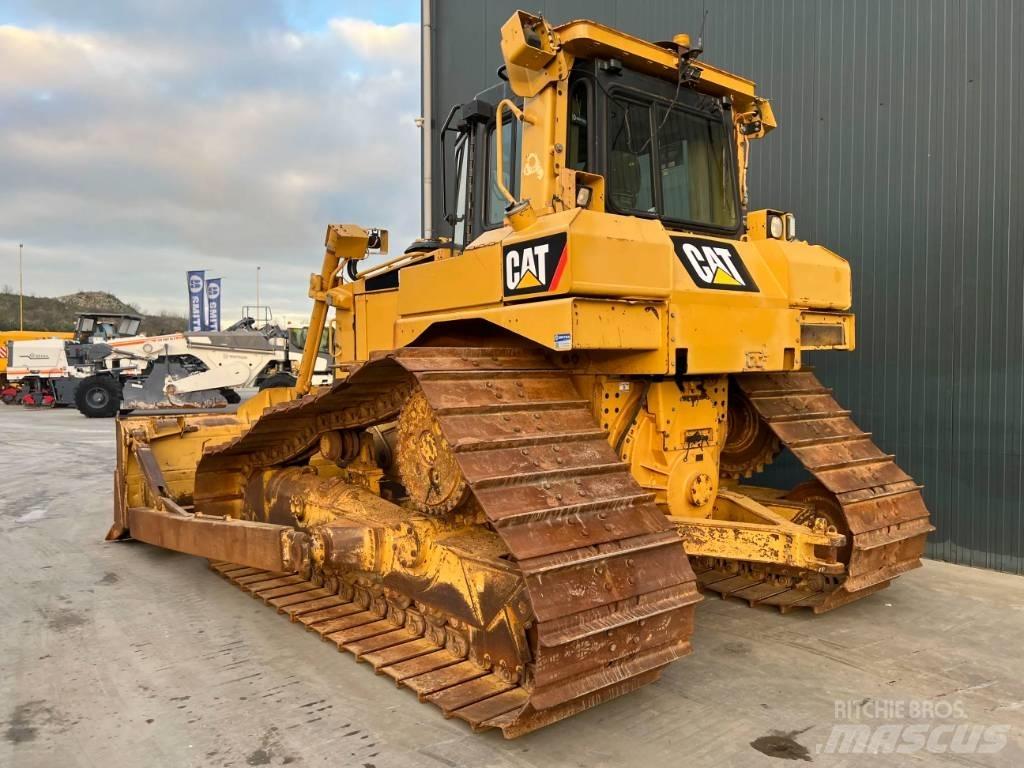CAT D6T LGP Crawler dozers