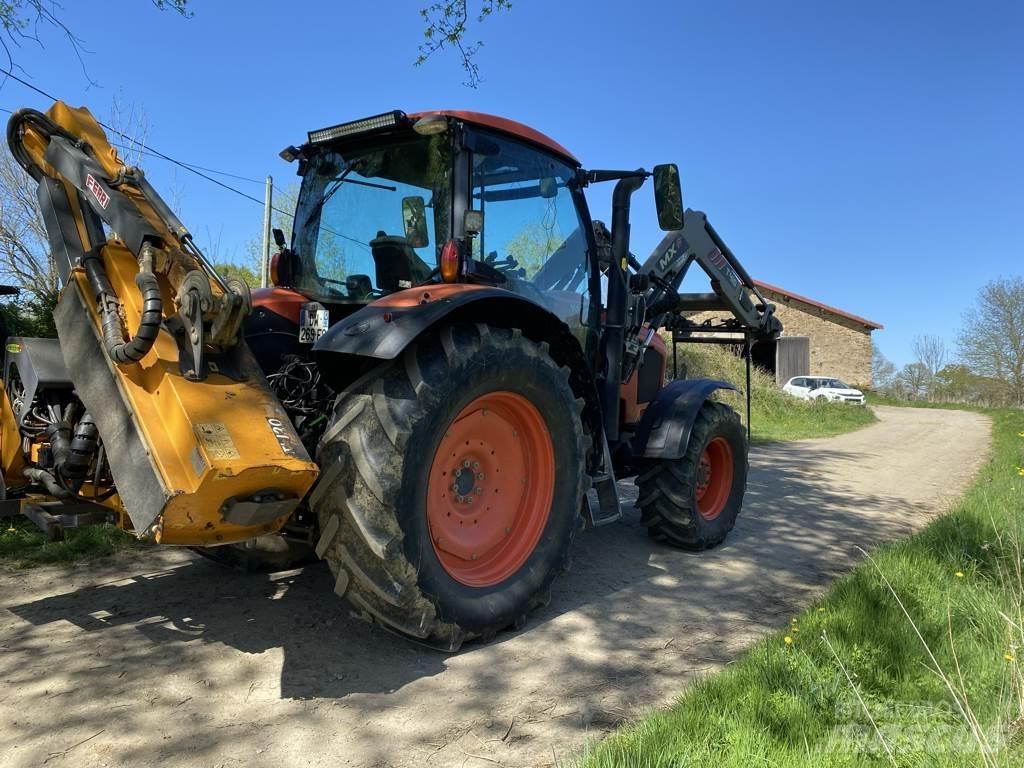 Kubota M135GX Tractors