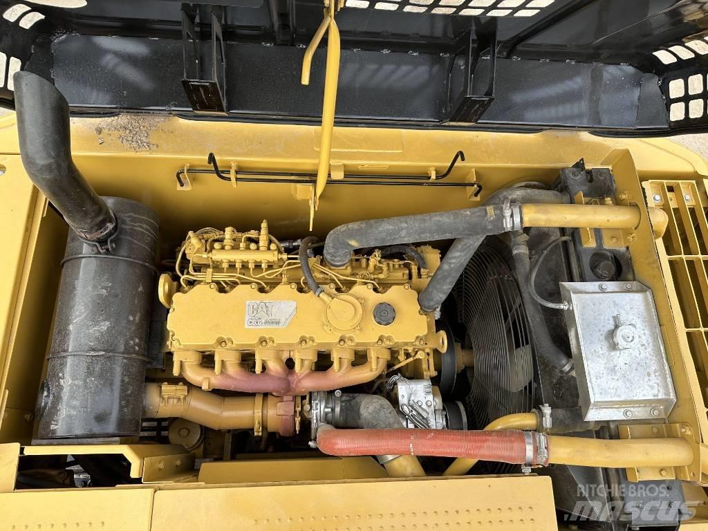 CAT 320 D Crawler Excavators