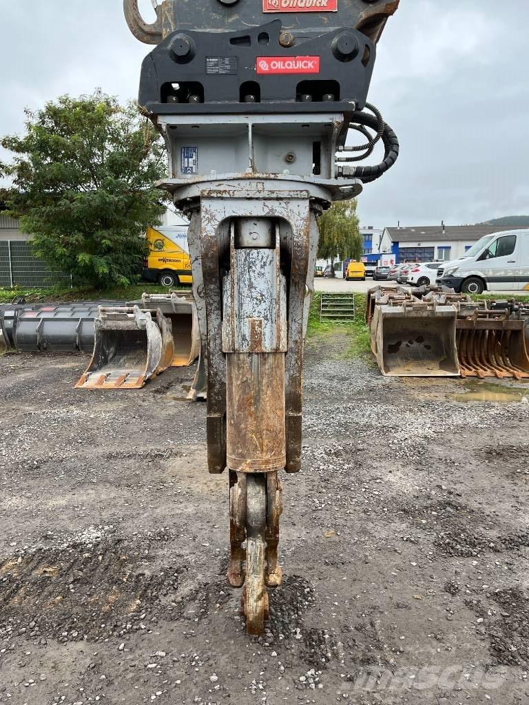 FRD V-17 Pulveriser  (Demolition Crusher ) 