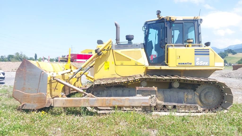 Komatsu D 65 PX-17 Crawler dozers