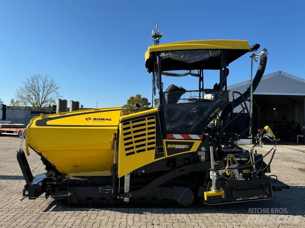 Bomag BF 300 C-2 Asphalt pavers