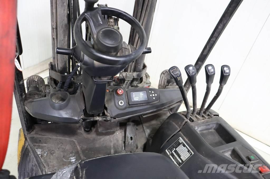 CAT EP35N Electric Forklifts