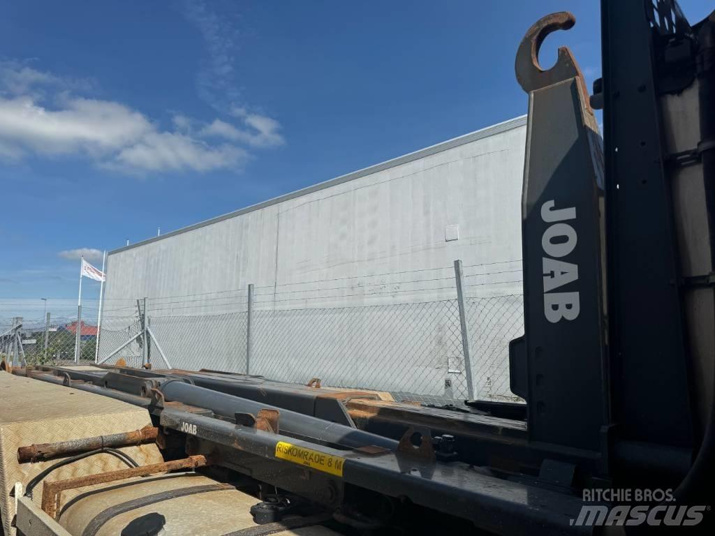 Joab L24 Hooklifts