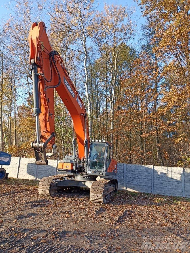 Doosan DX340LC-5 Backhoe Loaders