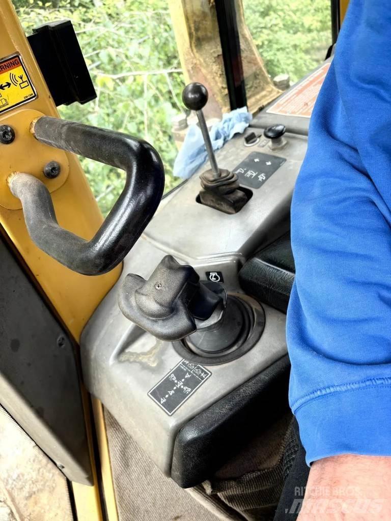 CAT D6N LGP Crawler dozers