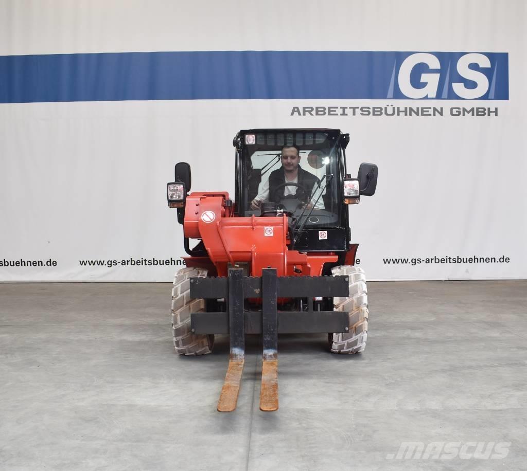 JCB 520-40 4WS Telescopic Handlers