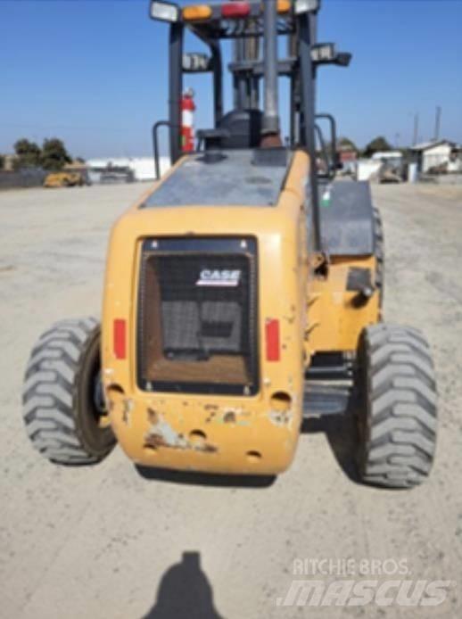 CASE 586H Rough Terrain Trucks