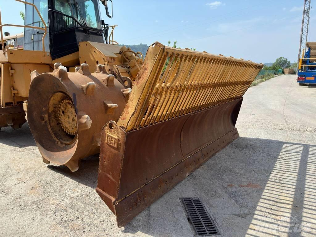 CAT 826H Landfill compactors