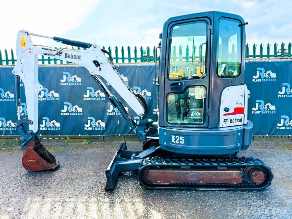 Bobcat E 25 Mini Excavators <7t (Mini Diggers)
