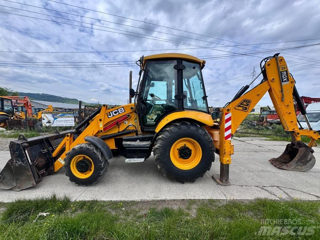 JCB 3CX Backhoe Loaders