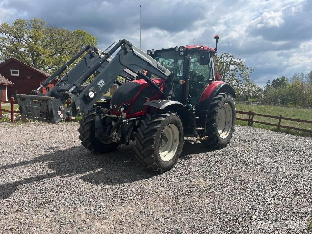 Valtra N 124 H5 Tractors