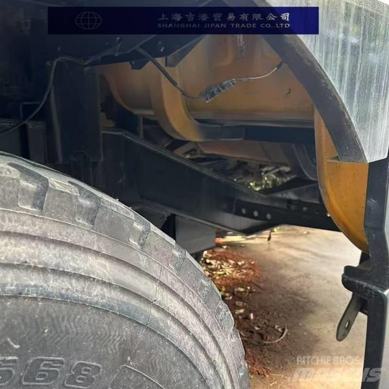 Sany STC 250 Mobile and all terrain cranes