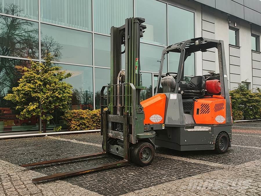 Aisle-Master 44S Narrow aisle truck