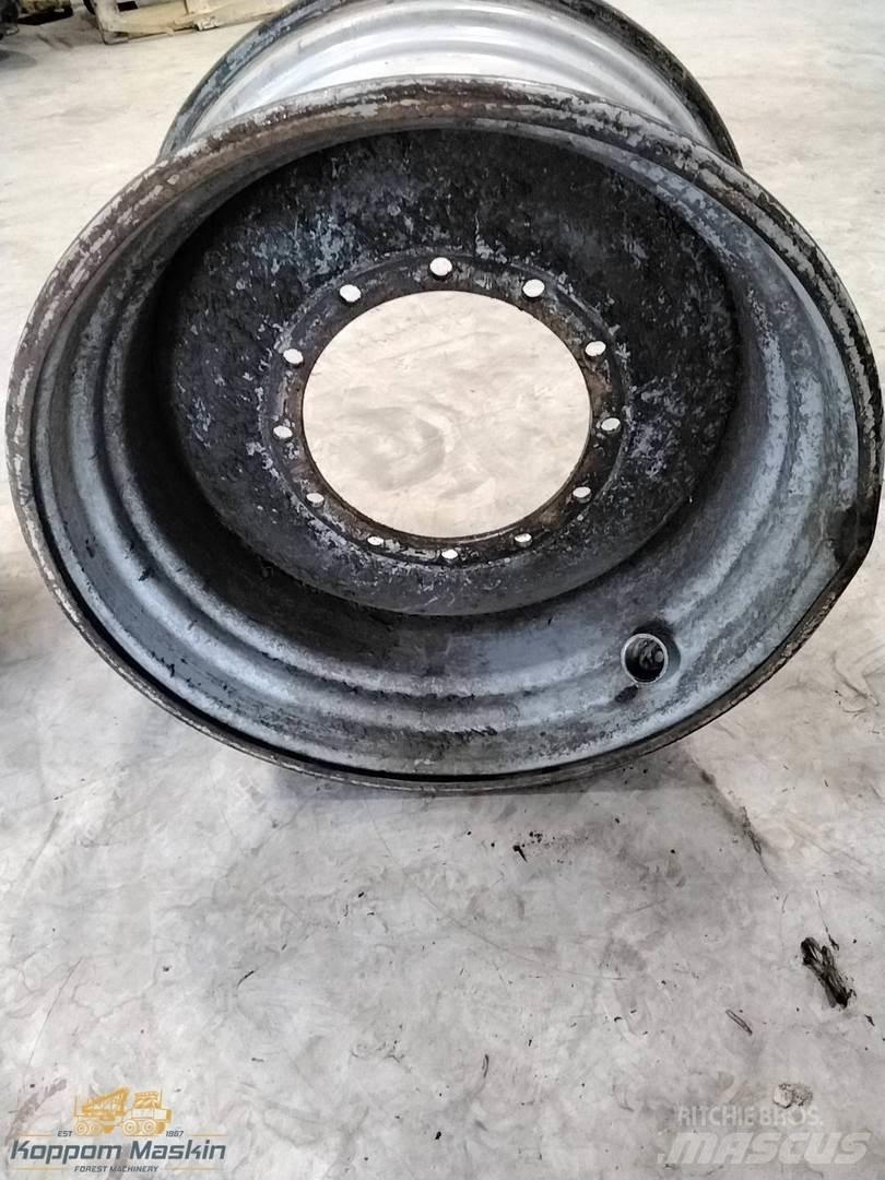 Valmet 901 20x34 Tires, wheels and rims