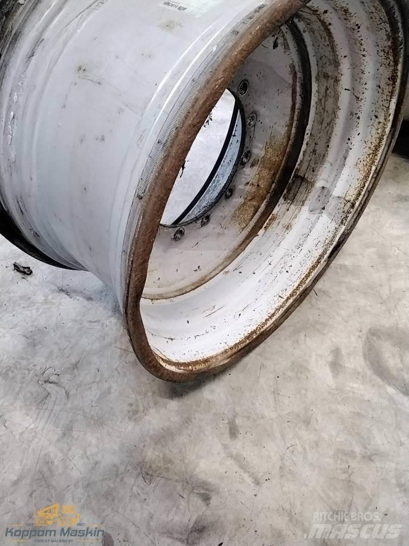 Valmet 901 20x34 Tires, wheels and rims