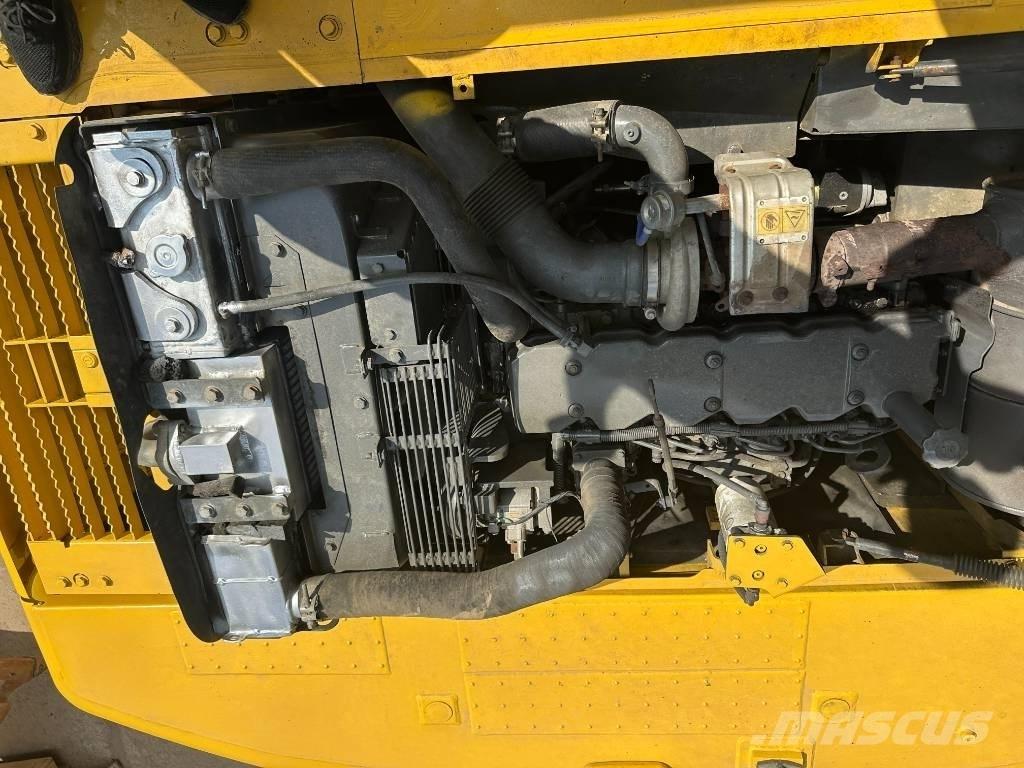 Komatsu PC220-8 Mini excavators  7t - 12t