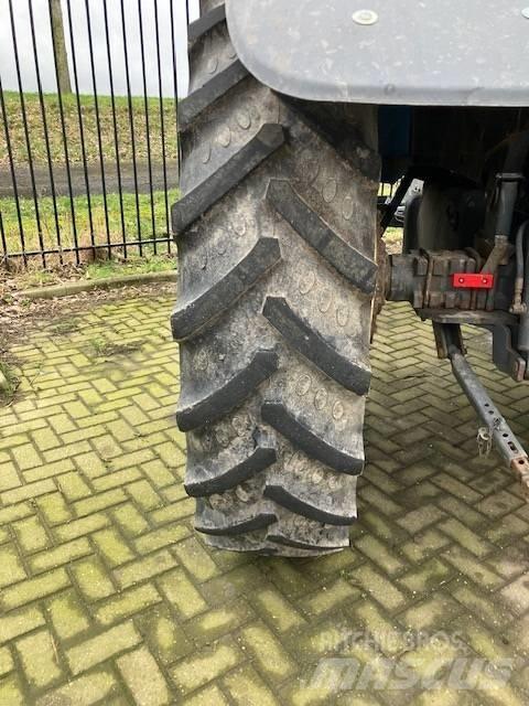 BKT cultuurwielen Tires, wheels and rims