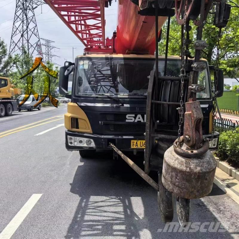 Sany STC 800 Mobile and all terrain cranes