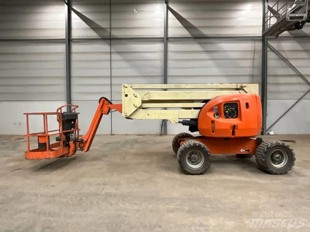 JLG 450 AJ Articulated boom lifts