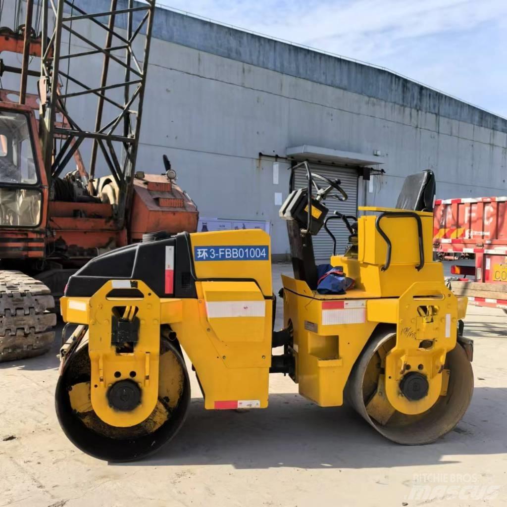 Dynapac CC 142 Twin drum rollers