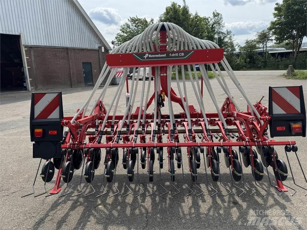 Kverneland CB 3000 Farm Drills