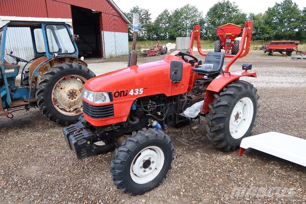 ONj 435 Tractors