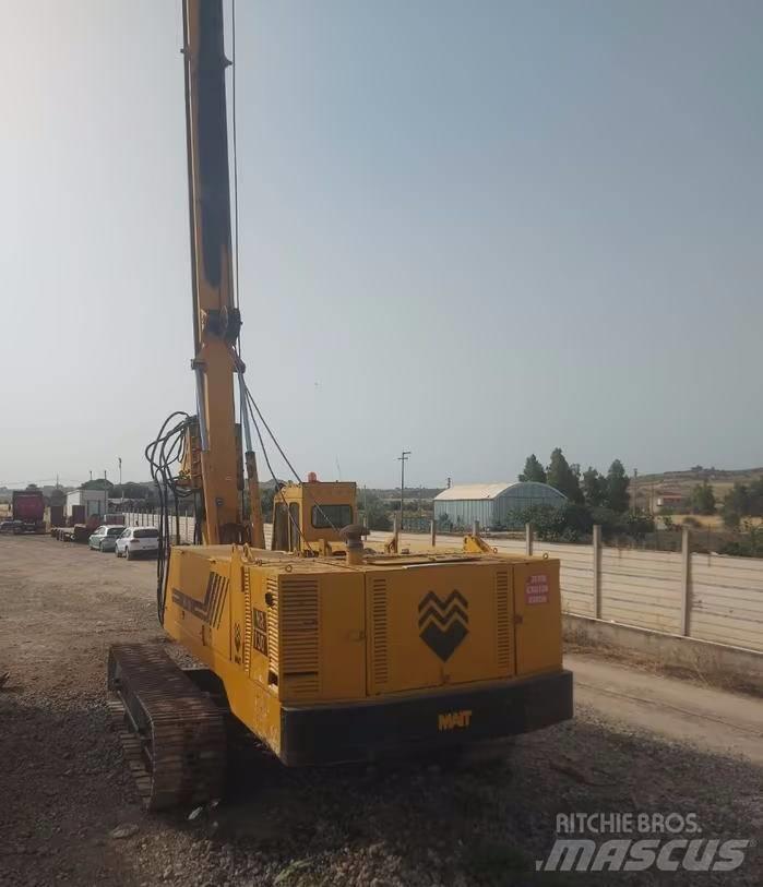 Mait HR130 Piling rigs
