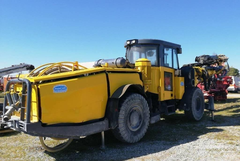 Atlas Copco L2C Horizontal Drilling Rigs