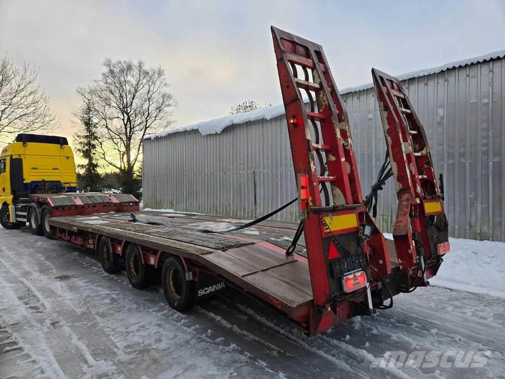 King GTS 44 Lowboy Trailers