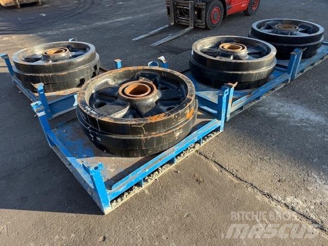 CAT 6020 NEW IDLER Tracks, chains and undercarriage