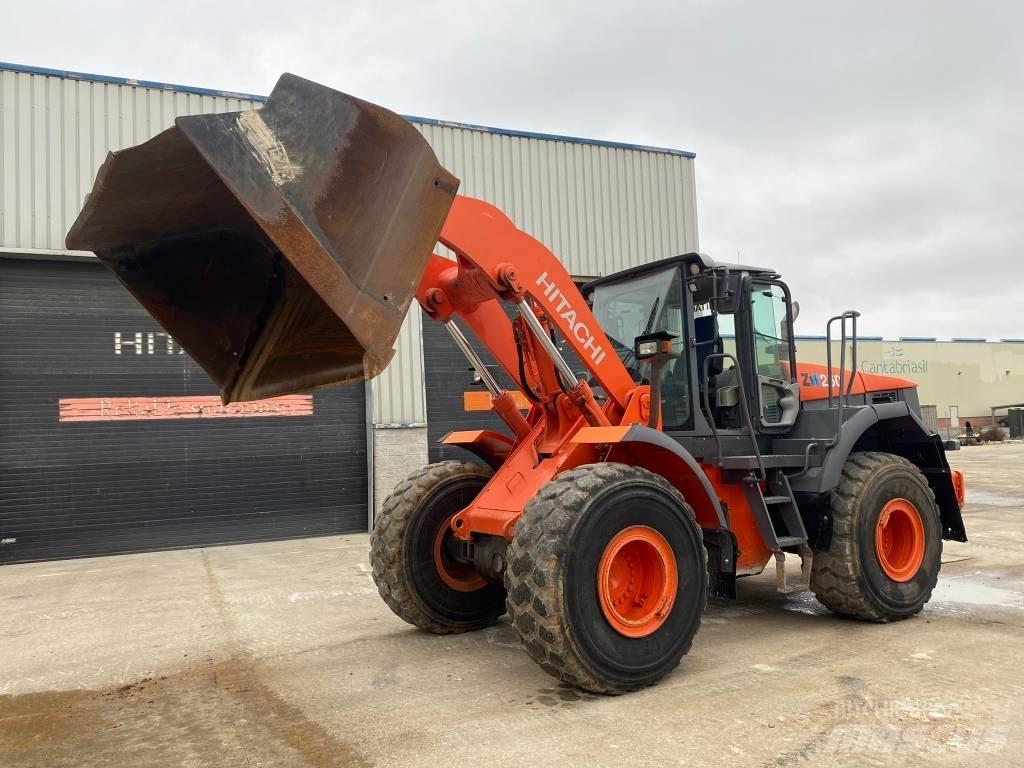 Hitachi ZW 250 Wheel Loaders