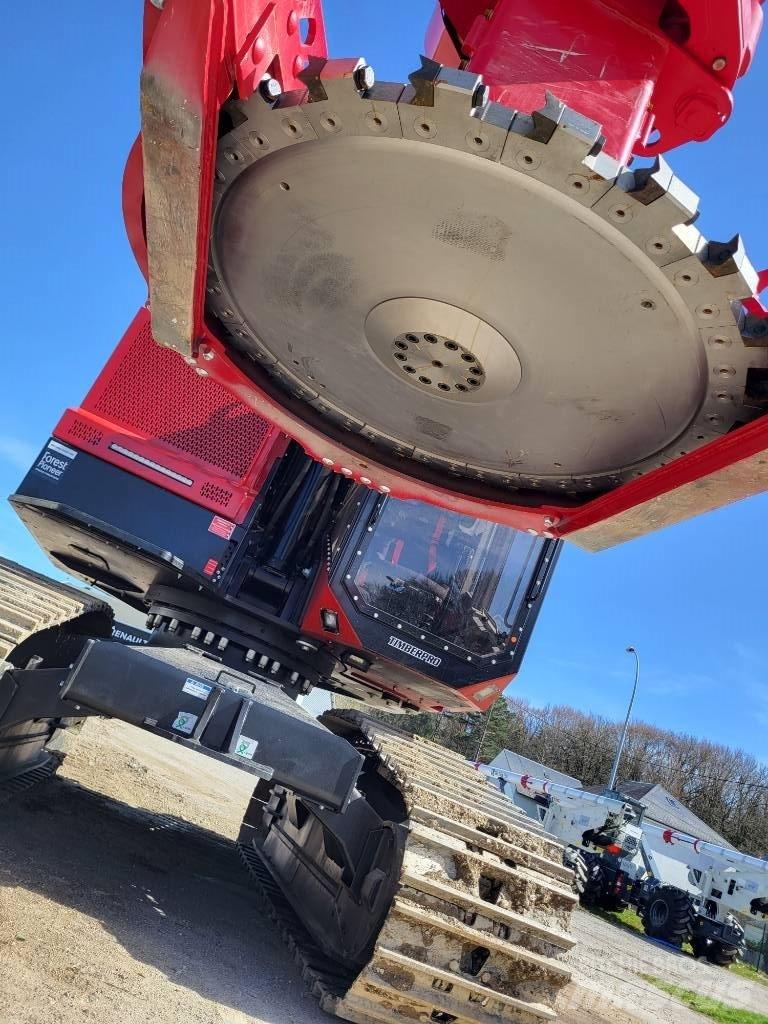  Quadco 24C Harvesters