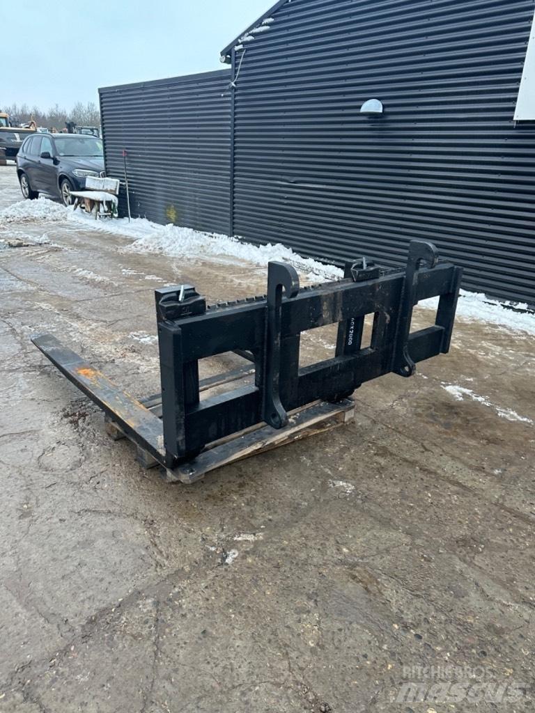 Volvo Pallegaffelsæt Forks