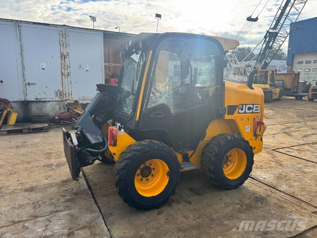 JCB 250T4 Skid Steer Loaders
