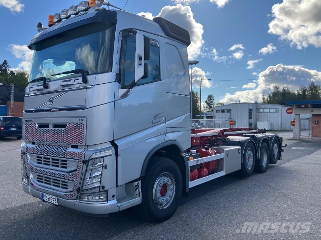 Volvo FH 500 Hook lift trucks