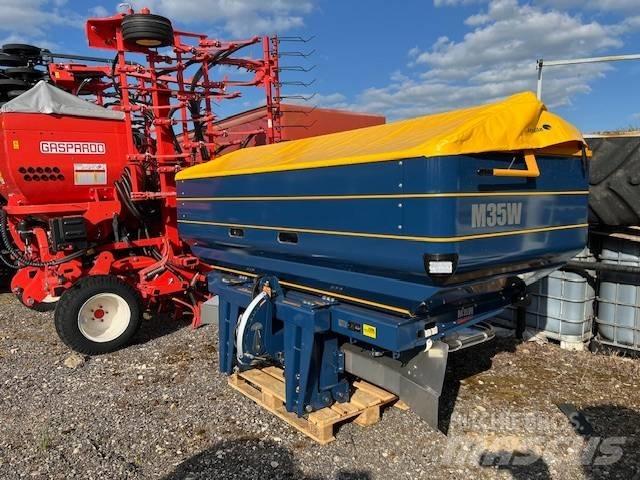Bogballe M35W PLUS Mineral spreaders