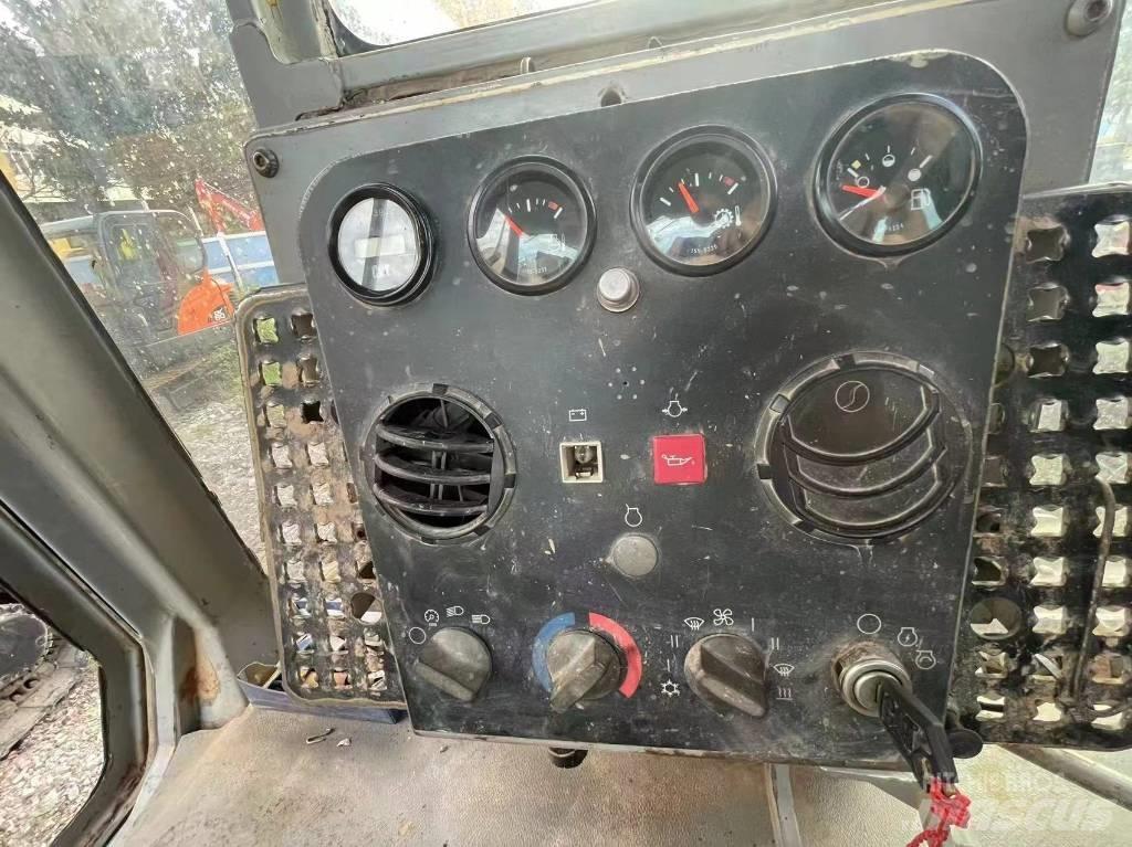 CAT D 6 G Crawler dozers